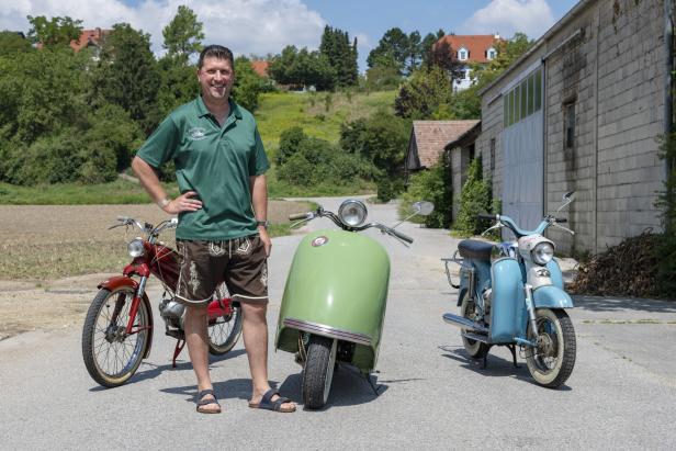 "Sissy", "Conny" & "Stanglpuch": Der Moped-Report