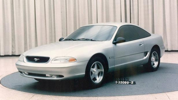 Ford Mustang Bruce Jenner (1990)