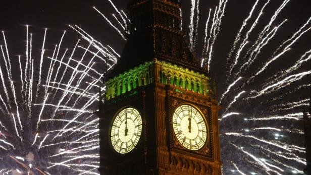 Unfälle überschatten Silvesterfeiern