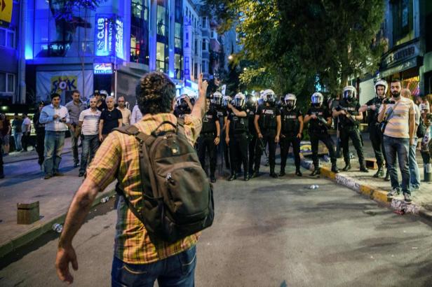 TURKEY-POLITICS-RELIGION-MUSIC-DEMO