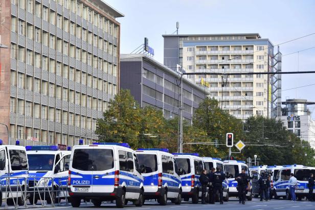 Chemnitz: Vermummte sollen jüdisches Lokal attackiert haben