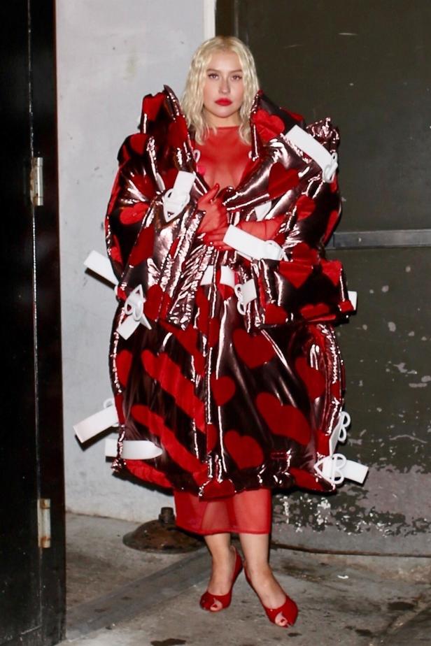 Fashion Week: Christina Aguilera kam als schriller Vogel