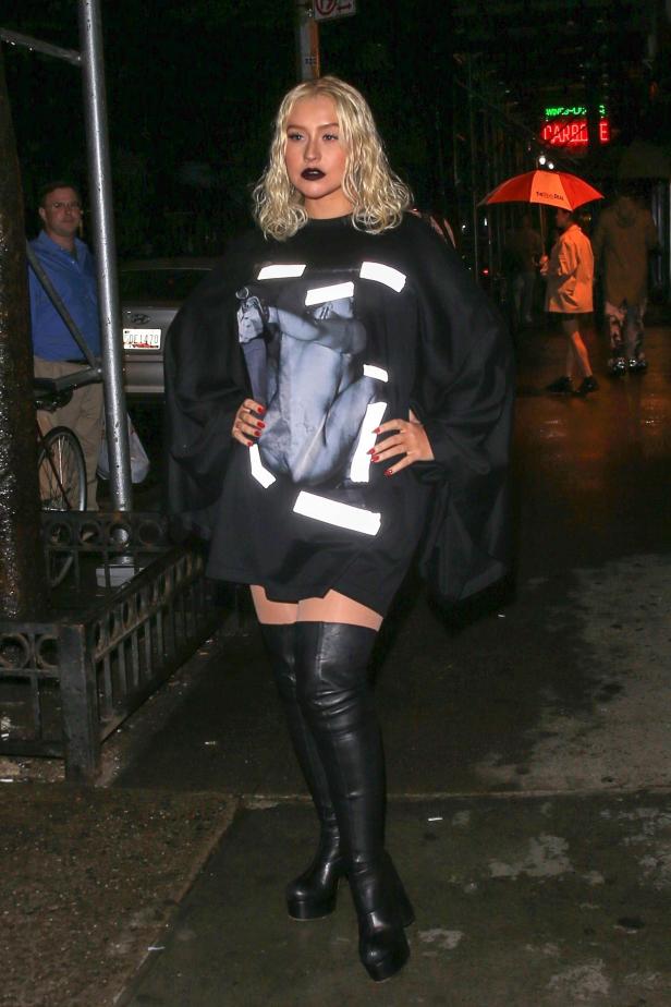 Fashion Week: Christina Aguilera kam als schriller Vogel