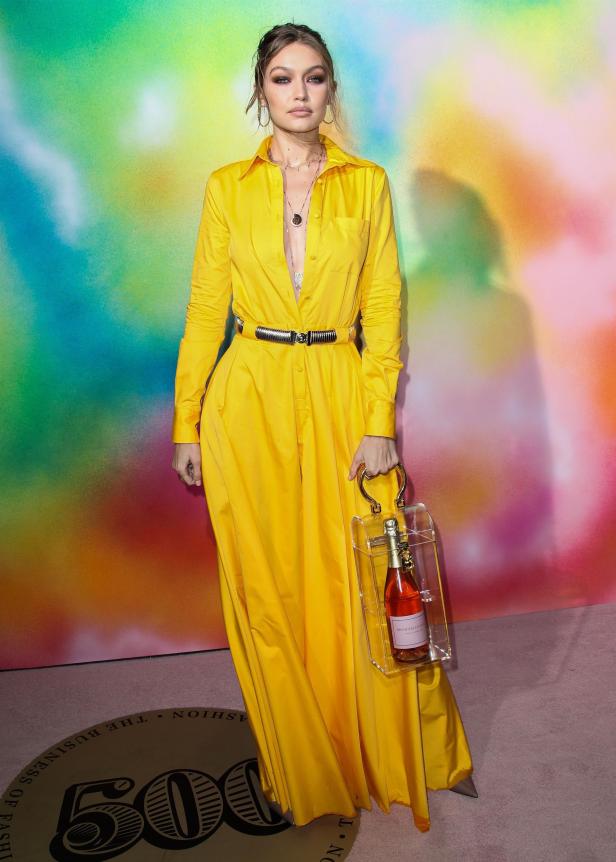 Gigi Hadid trug die verrückteste Handtasche der Fashion Week
