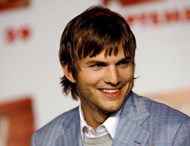 Ashton Kutcher smiles at premiere of "Open Season" in Los Angeles