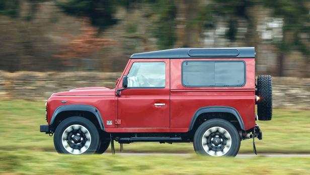 Land Rover Defender Works V8 im Fahrbericht