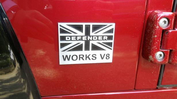 Land Rover Defender Works V8 im Fahrbericht