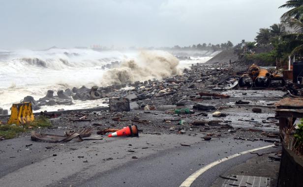 Taifun "Mangkhut" sorgt auf Philippinen für Chaos und Zerstörung