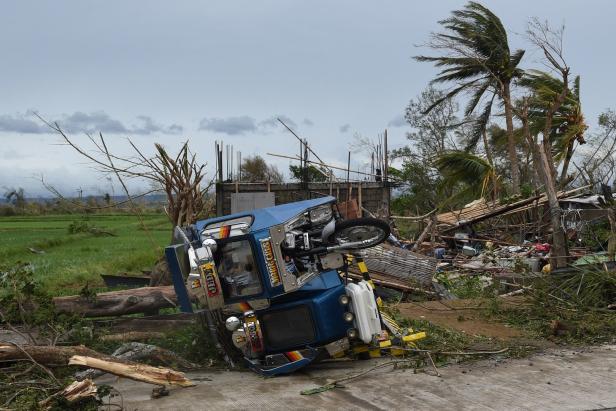 Taifun "Mangkhut" sorgt auf Philippinen für Chaos und Zerstörung
