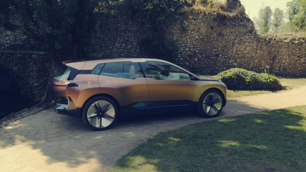 BMW iNext: Vorbote des neuen Elektroautos der Bayern