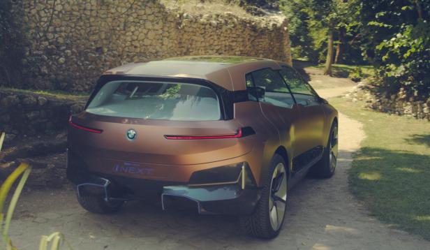 BMW iNext: Vorbote des neuen Elektroautos der Bayern