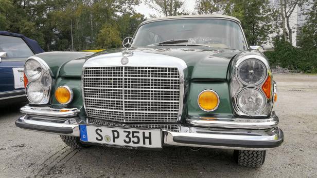 Mercedes 280 SE Cabriolet 3.5: Unterwegs im Luxus-Dampfer