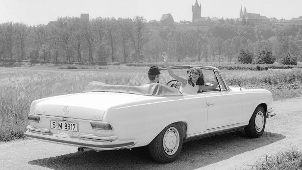 Mercedes 280 SE Cabriolet 3.5: Unterwegs im Luxus-Dampfer