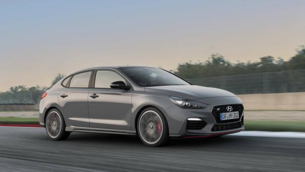 Premiere in Paris: Hyundai i30 Fastback N