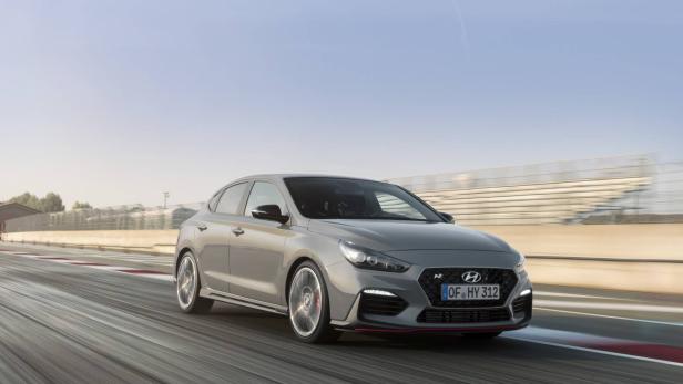 Premiere in Paris: Hyundai i30 Fastback N