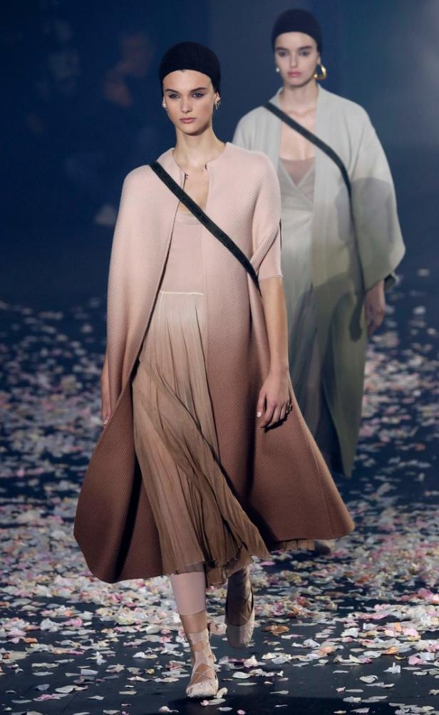 Paris Fashion Week: Ein Mode-Spektakel jagt das andere
