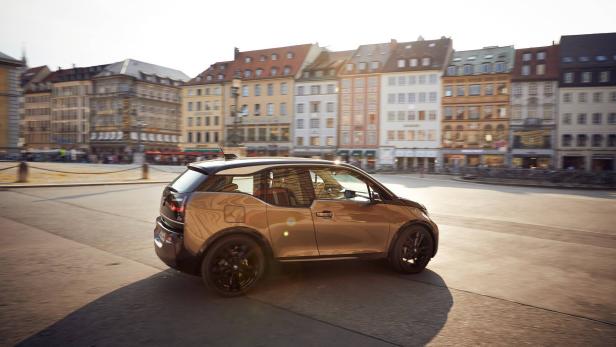 BMW i3 und i3s mit mehr Reichweite