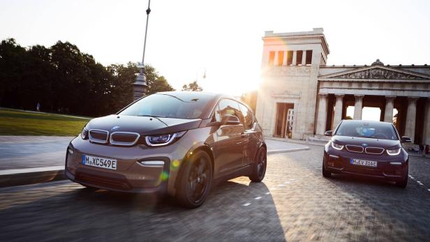 BMW i3 und i3s mit mehr Reichweite