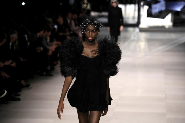 Pariser Fashion Week: Hedi Slimane zeigte erste Celine-Kollektion