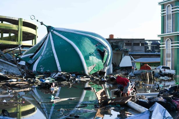 Indonesien bittet nach Tsunami um internationale Hilfe