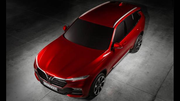 Vietnamesischer Hersteller VinFast zeigt Limousine und SUV