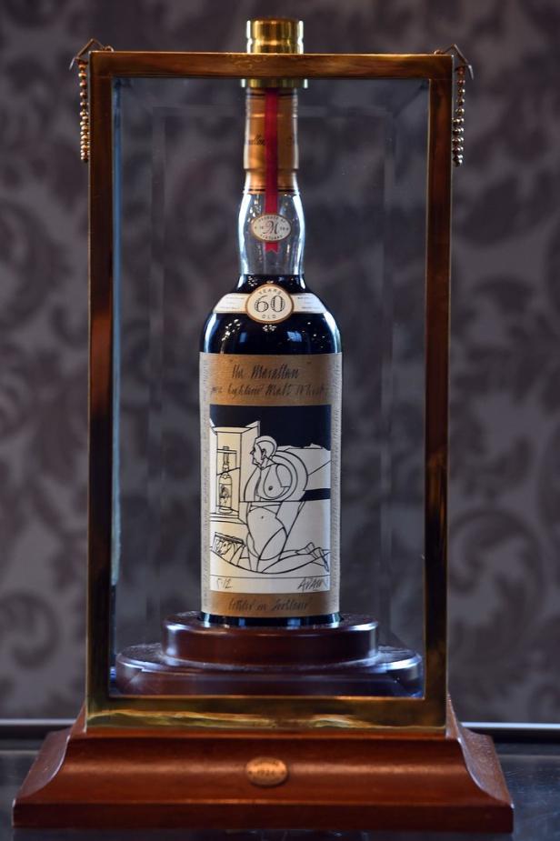 Seltene Whisky-Flasche für fast eine Million Euro versteigert