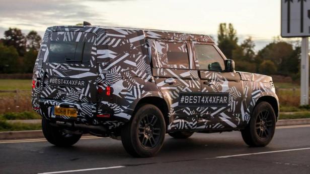 Kommender Land Rover Defender zeigt erstmals finale Karosserie
