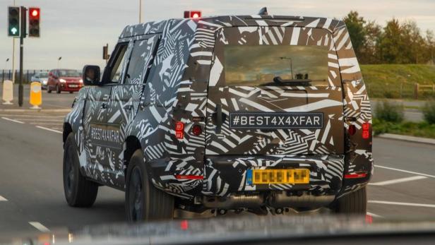 Kommender Land Rover Defender zeigt erstmals finale Karosserie