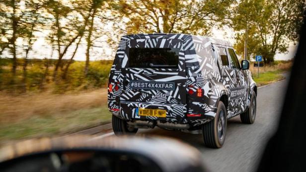 Kommender Land Rover Defender zeigt erstmals finale Karosserie