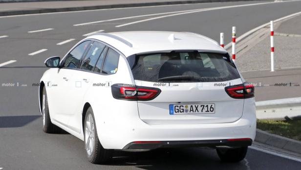 Erlkönigbilder: Opel Insignia Sports Tourer (2019)