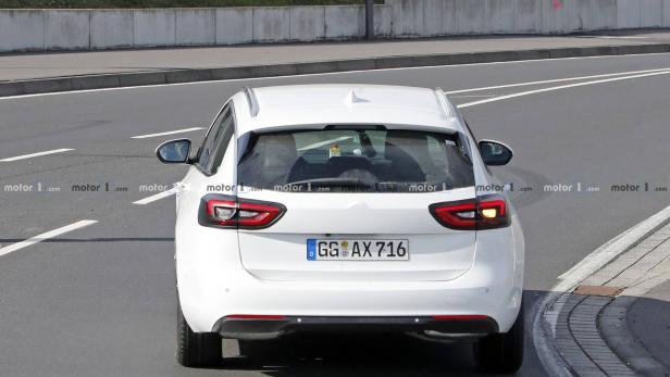 Erlkönigbilder: Opel Insignia Sports Tourer (2019)