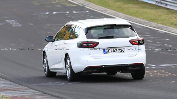 Erlkönigbilder: Opel Insignia Sports Tourer (2019)