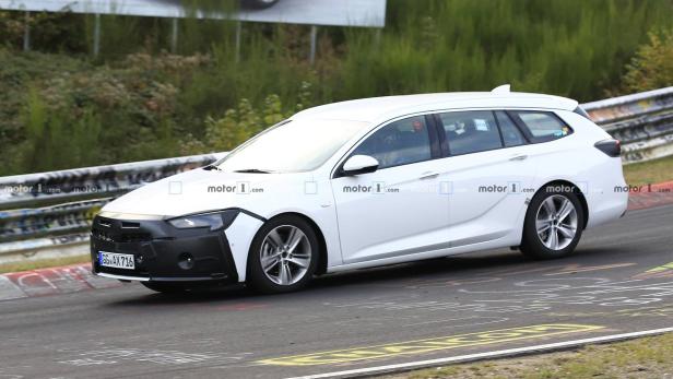 Erlkönigbilder: Opel Insignia Sports Tourer (2019)