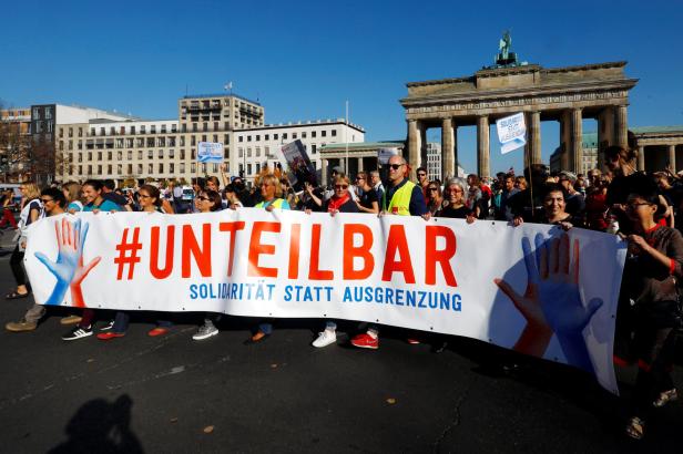 Berlin: Großdemo gegen Rechts mit mehr Zulauf als erwartet