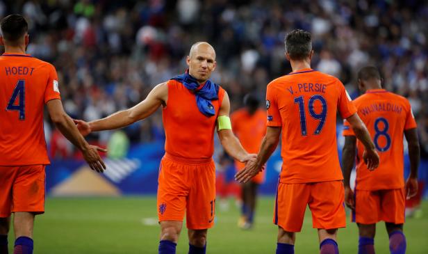 Wie große Fußball-Nationen ihre Krisen bewältigten