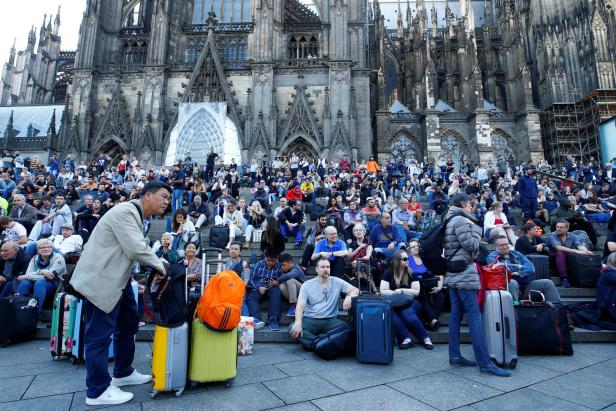 Geiselnahme in Köln: Täter schwer verletzt