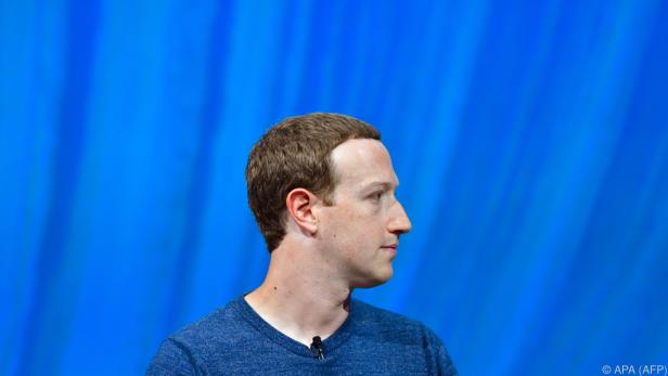 Nach Datenskandalen wächst Druck auf Facebook-Chef Mark Zuckerberg