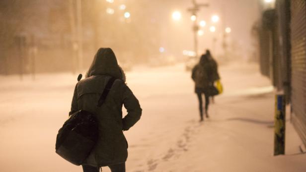 USA: Flugchaos durch Schneestürme