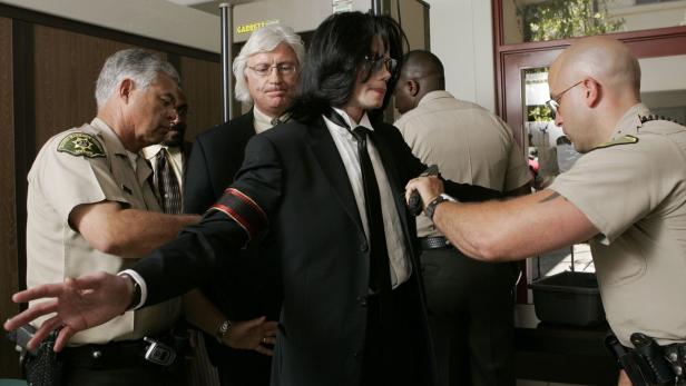 2005 musste sich Jackson vor Gericht verantworten