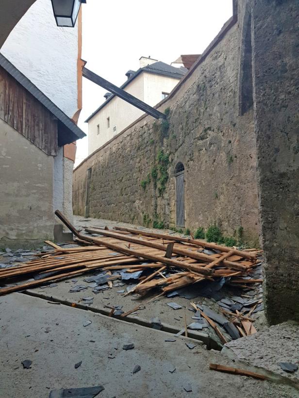 Föhnsturm deckte in Salzburg Teil der Festung ab