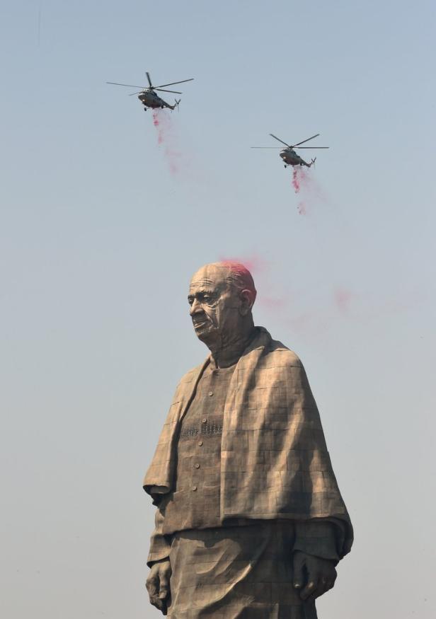 "Höchste Statue der Welt" wurde in Indien eingeweiht