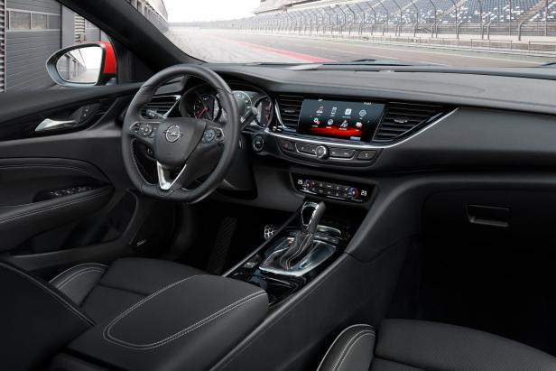 Opel Insignia Grand Sport als GSi im Test