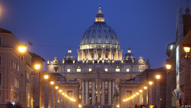 Finanzministerium will 4,8 Milliarden Euro vom Vatikan