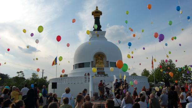 Stupa wird am Wochenende eingeweiht