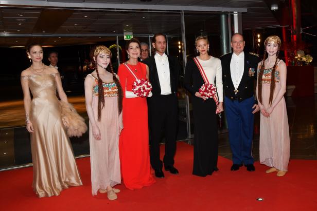 Gala in Monaco: Prinzessin Caroline stiehlt allen die Show
