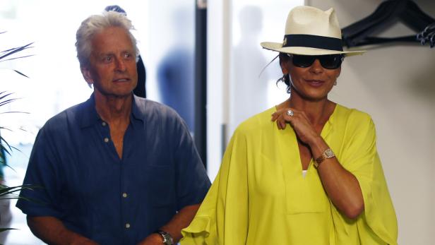 Michael Douglas und Catherine Zeta-Jones bei einer Veranstaltung.