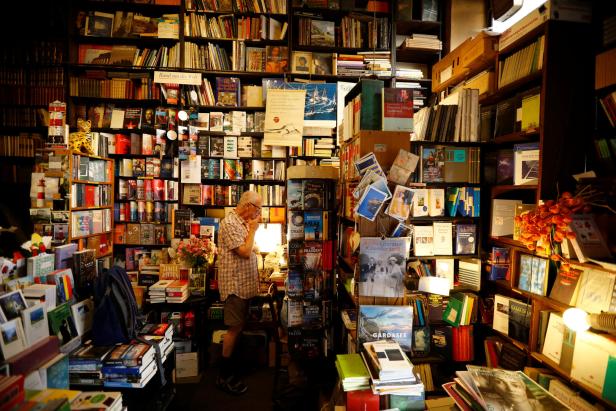 Wiener Buchhändler: „Ich trag’ sicher kein Packerl zur Post“