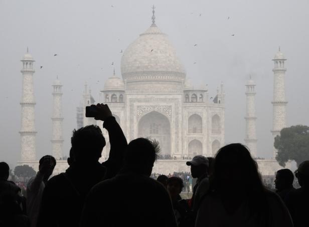 FILES-INDIA-HERITAGE-TAJMAHAL