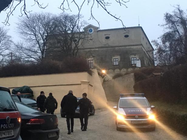 Dreifachmord in NÖ: Schlossbesitzer soll Verwandte getötet haben