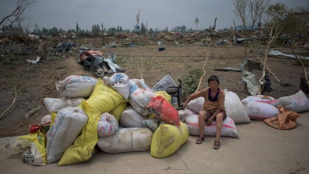 Fast hundert Tote bei schweren Unwettern in China